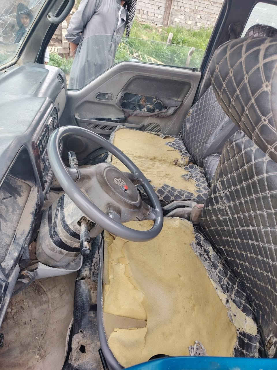 سلام عليكم للبيع كيه حمل مديل
2003 ابيعها على هل وضع مالها سياره شقاله وكلشي ما بيها بيها نواقص بس تشتقل كلشي ما بيها اخوان مكلف بل نشر لحد يدخل خاص هاذا رقم صاحبها مكان سياره بغداد ابو غريب خلف محطه جوهره العدنان *********** هاذا صاحب سياره ***********
