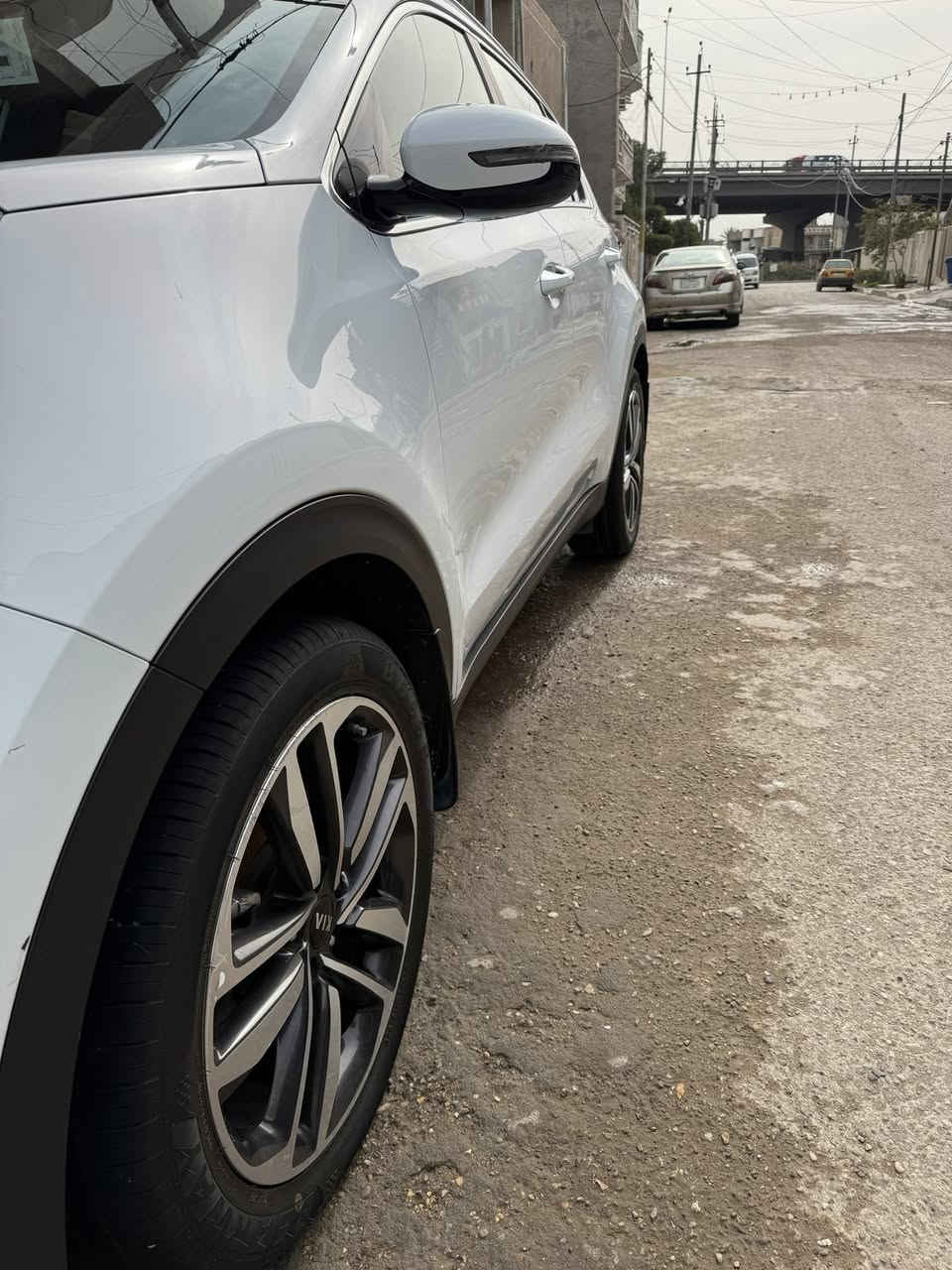 كيا سبورتج 20

خليجي كفاله من الصبغ بيها 3 مكانات بارد علا كد اصبع 

كير مكينه كفاله بصمه تشغيل عن بعد اشاير مري داخل عسلي 3 انضمه قياده حساسات امام خلفي جانبي شاشه جبيره ماشيه 66 الف  تخم تاير جديد  مكان الدوره السعر 198 بيها مجال قليل    ***********
