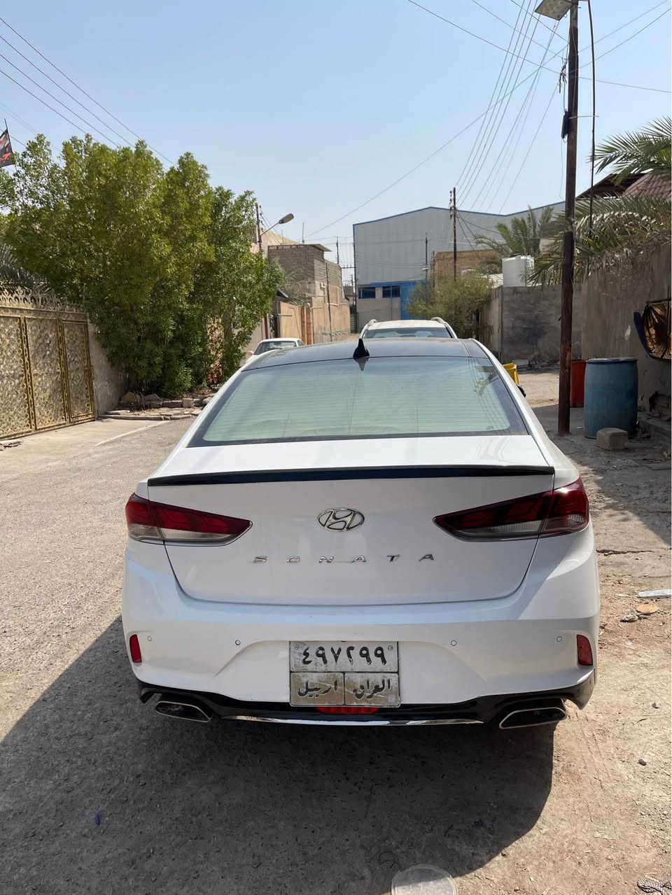 سوناتا ٢٠١٨ خليجي كفاله عامه ما عدا مدكر امامي مصبوغ اثار خدوش بدون فتح   سنوية منتهية  دوشمه كشنات وارضيه جديده حداده حلوه تايرات جدد 
 فول مواصفات 
مكينة ٢٤٠٠ دوش 
بصمه 
تشغيل عن بعد 
بنوراما 
لايت زنون
كشاف نهاري 
كشن كهرباء 
ثلاث وضعيات قيادة ( ايكو / نورمل / سبورت )
تحكمات ستيرن جهتين 
مثبت سرعه 

السعر 165بيها جمال جدآ بسيط 
مكان سيارة بصرة ابي الخصيب 
رقم *********** ابو الخصيب, البصرة

