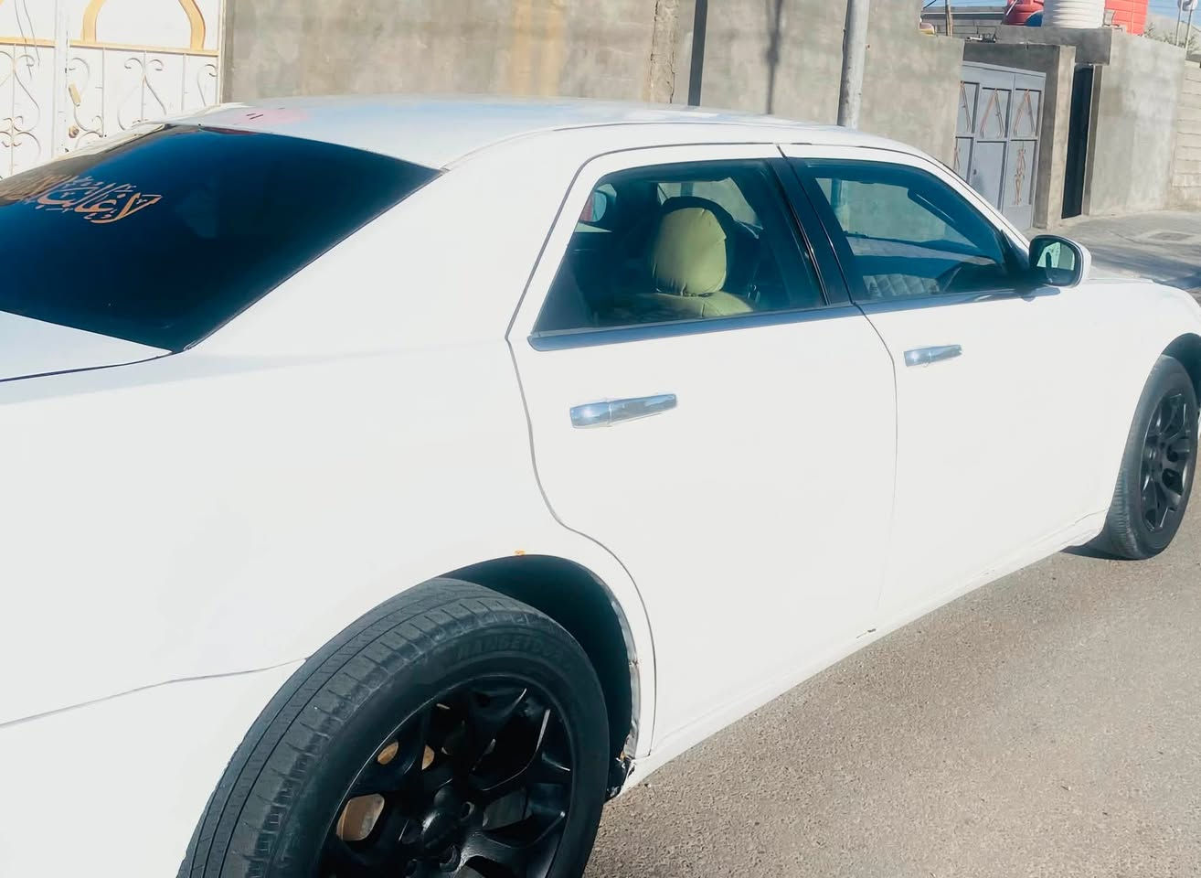 اوباما ٢٠١٠  رقم بغداد بسمي سنويه لل ٢٠٣٠ويل ١٨ طخم تاير لايت زنون تبريد ثلج  كشنات كهرباء شاشه البلاد مضخم صوت مكينه كير كفاله تراي وين ما يعجبك 
سياره بيه حادث بجم وبيه جفيه عله جهت الصدك بس قليله كلش ومرجعينه عله البلاد نقص السياره حداد تعبانه شويه مكان البصره الزبير سعر ٧٥ وبيه مجال ***********
