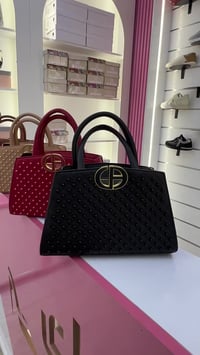 اكسسوارات شخصية • للبيع