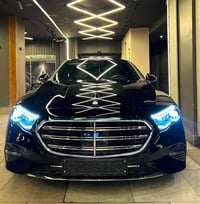 E200 • هجين • سقف بانوراما