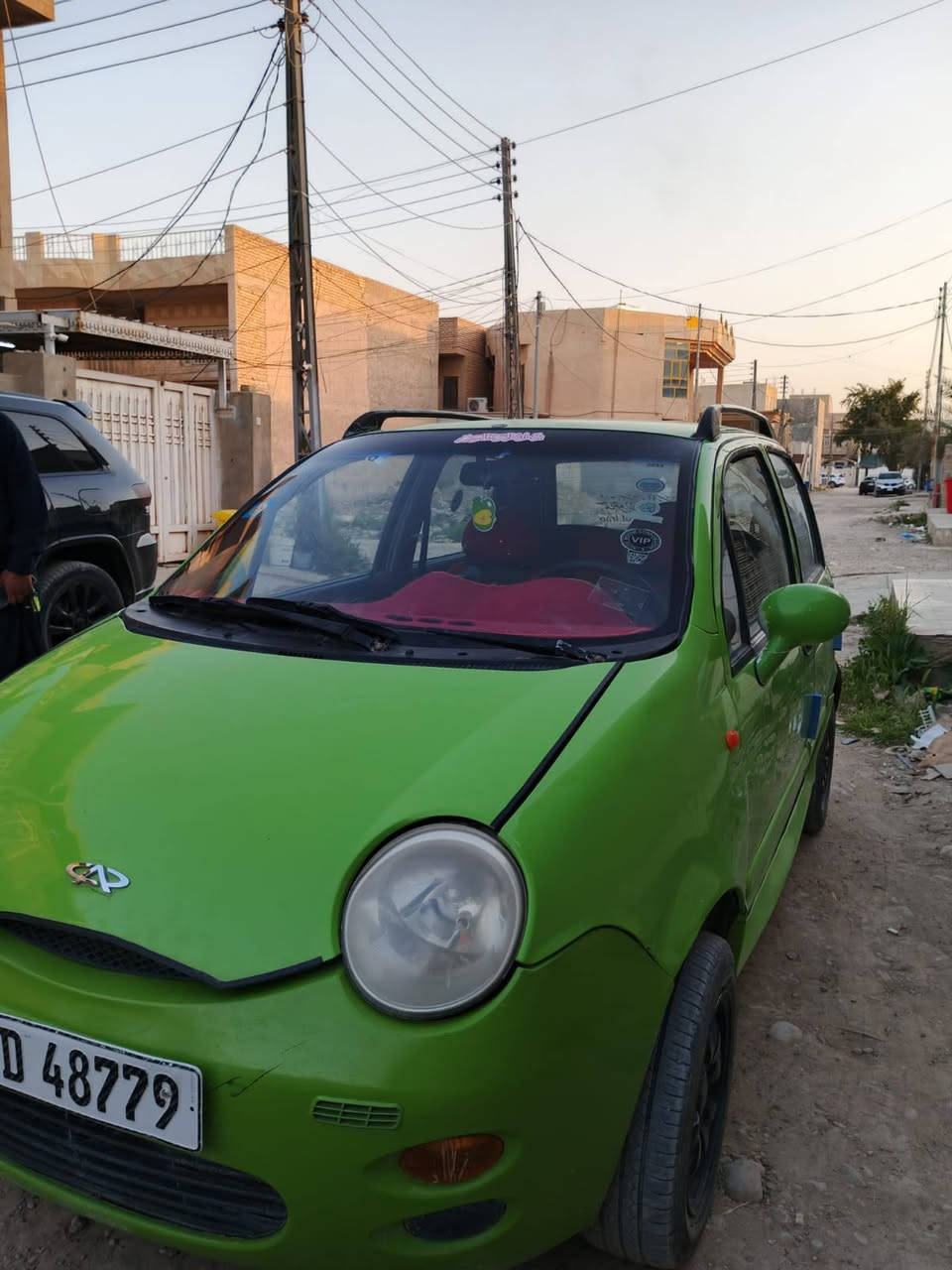 السلام عليكم
 للبيع سيارة ،كيو كيو .موديل 2008
اخت الزيرو ماشيه 45 حقيقي استعمال شخصي مابيها قطرة صبغ   كير محرك تبريد ثلج كهربائيات شغاله.مسجل دمام خلفي  لايت زنون نشرات ويل كب حلو لون فستقي هزة وارقام جدد تحويل ثاني يوم. السعر28 سياره مماشيه 
***********.
