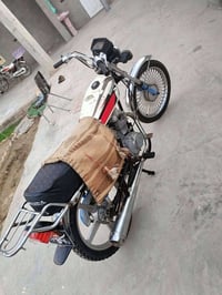 إيراني 4 گير • بدون أوراق • الخالص