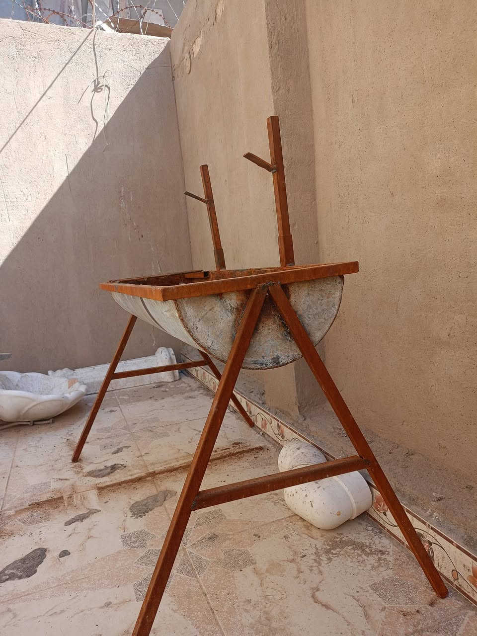 منقله الطول متر وعرض 50سانتم
جديده لبيع سعر 50المو شراي لا يتعبني ***********
