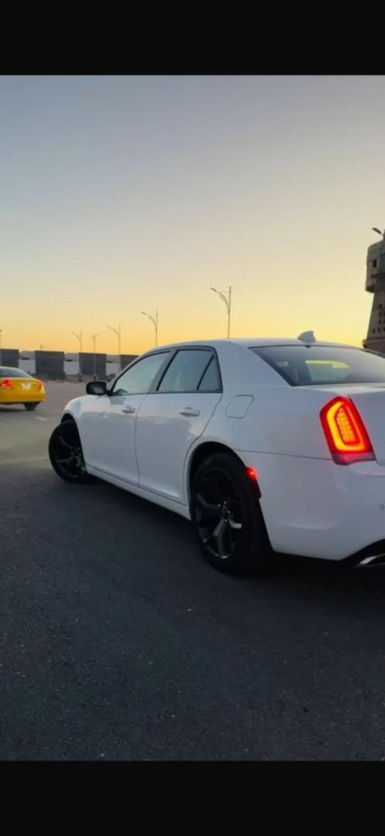 اوباما 2023 اصل فئة s دخول جديد بدون رقم منفيس بأسمي
حادثه موضح بالصور طخات رجعن بارد وتكحيل وبيه 3 قطع بامريكا باب السايق والي وراه والجاملغ الخلفي
السيارة ماشية 89 الف
السياره فول الفول S
بنوراما سلايد 
دمام جنطه 
هيتر بالمري
ترحيب بالمري 
حساسات امامي خلفي
اشاير بالمري 
كشنات جلد S
كشنات كهرباء  ثنينهم 
شفتات ستيرن
كشنات تدفئه
ستيرن كهرباء + تدفئه 
تخم تاير جديد 
كل نقص مابيه الحمدالله  كير مكينه حداديه تبريد كفاله 
السعر270 غير متواجد عالفيس ***********
