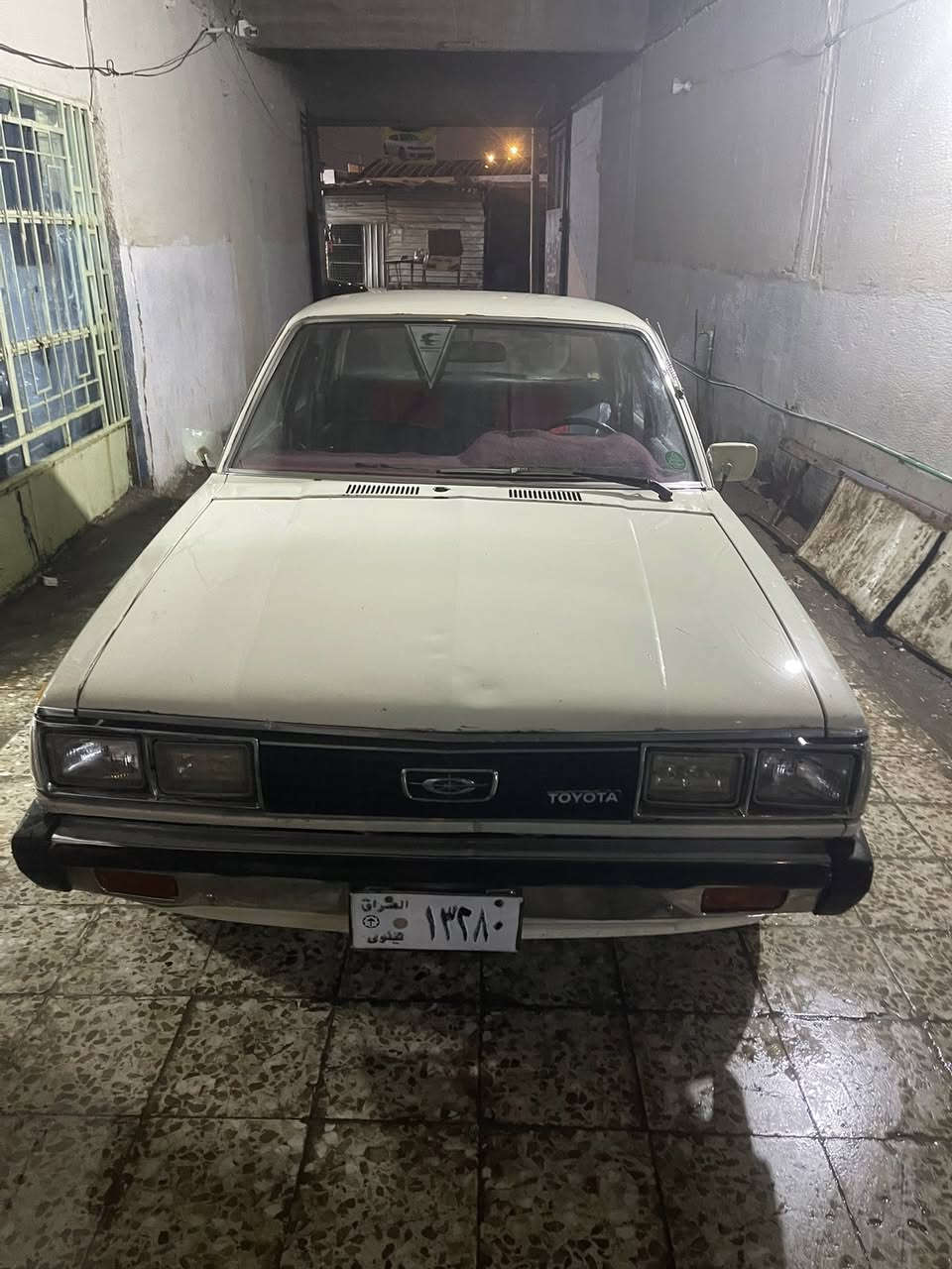 البيع كرونا 79                                                                راعيها بلعماره ومكان السياره في العماره مسمكره وجهاهزه للصبغ السعر 25 وبيها مجال جاهزه للصبغ للستفسار اتصل ***********
