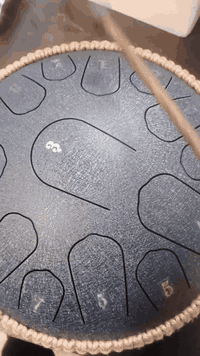 آله موسيقية 
طبل لسان  غراضها كامله موجوده كدامك بصوره
سعر 45 الف وبيها مجال للشراي
واتساب ***********
***********
مكاني كربلاء والي يريد ادزله توصيل هم ماكو مشكله
