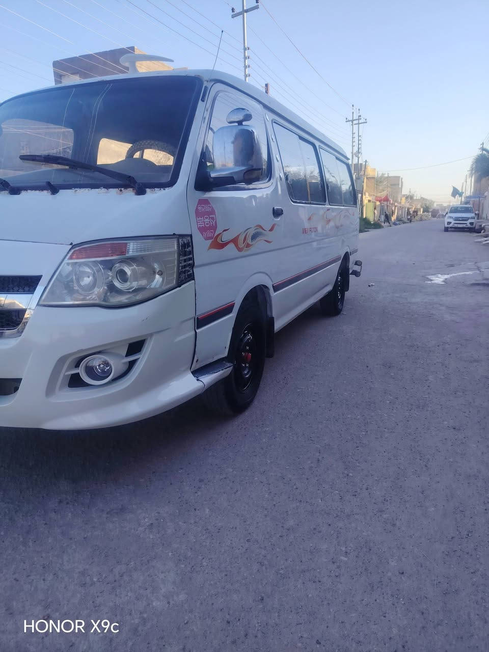 سلام عليكم فتون ١٤ موصليه رقم  مثنى  سنويه عظم عاج رقم شاصي موجود   سياره مكفوله من ضربه وصبغ  مكينه وكير وكسن مكفولات حداديه امامي خلفي كهربائيات كله شغاله  تخم تاير  دوشمه  مكان ناصريه قضاء رفاعي سعر ٣٨ وبيه حك جيه للاستفسار الاتصال على الرقم ***********
