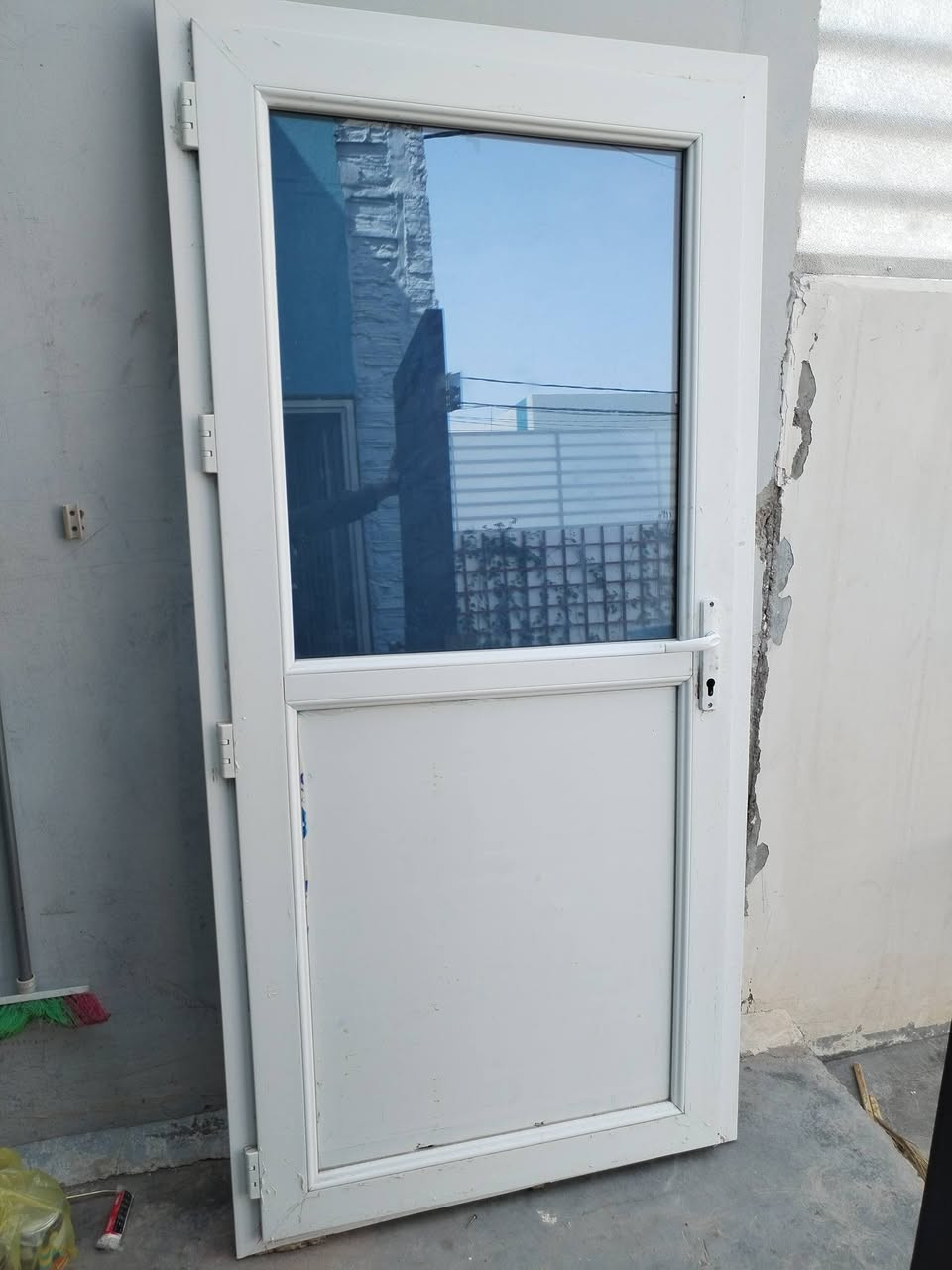 السلام عليكم ورحمة الله وبركاته باب خشب تزكام  2 *1 سعر 125 باب بي في سي 1*2 بسعر 75


**إذا كنت صاحب هذا الإعلان وتريد حذفه لأي سبب، رجاءا أرسل رسالة إلى الدعم الفني**