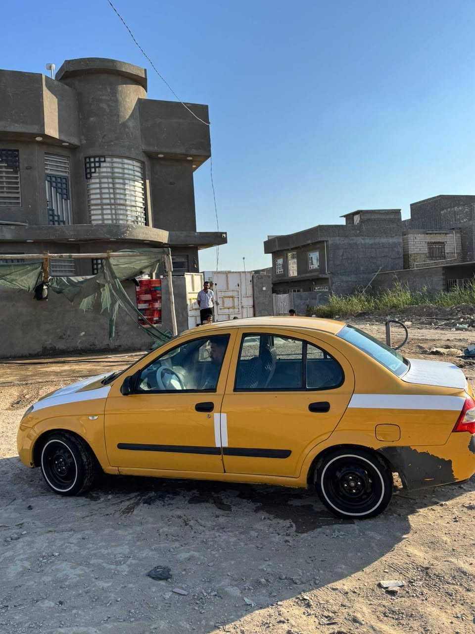 السلام عليكم ورحمة.. طيبة 
موديل 2015 السياره نضيفه ..
مثل ماموضح بالصوره دوشمه 
1 مكينه كير تبريد كله شغال خير من الله حداديه امامي خلفي تخم تاير كشرها شوفت 
عينك سستم سماعات مسجل 
جديد السياره كاعده رقم بغداد
راعيه بغداد اتكفلك تحويل مامطلوبه هيئه مصفره غرامات
تاخذ صافي السعر المطلوب 38 وبيها مجال حك الجيه العنوان الحله شارع 80 الستفسار اتصل ع رقم ***********
اني مكلف بالنشر
