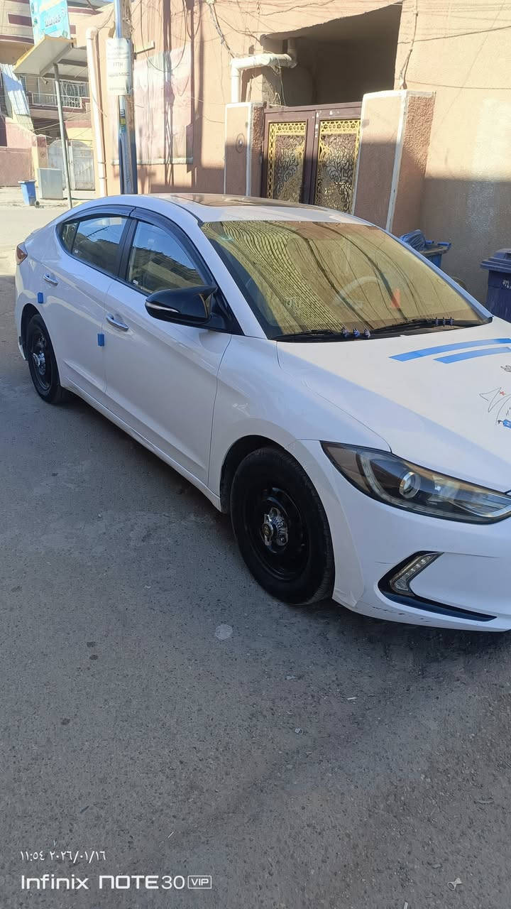 السلام عليكم
النترا 18 خليجي 

مواصفات 

سلايت روف 

شاشه كاميرا

يدات نيكل 

تحكم ستير 

ايرباك دشبول 

ايرباك ستيرن 

نضام البريك (Abs)

لد نهاري امامي 

مري شفط اوتو 

اشاير مري 

تبريد قطعتين 

حساس خلفي 

3 انظمه قياده

(ايكو/سبورت/نورمال)

محرك 2000دوش

تخم تاير جديد

 السونار موجود بلمنشور 

سياره بسمي تحويل ثاني يوم 

مكاني بغداد الشعب 

السعر 150 

***********
