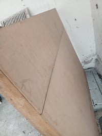 صومية نفرين تفصال نضيفة للبيع مكان بغداد منطقة البلديات  07716817661