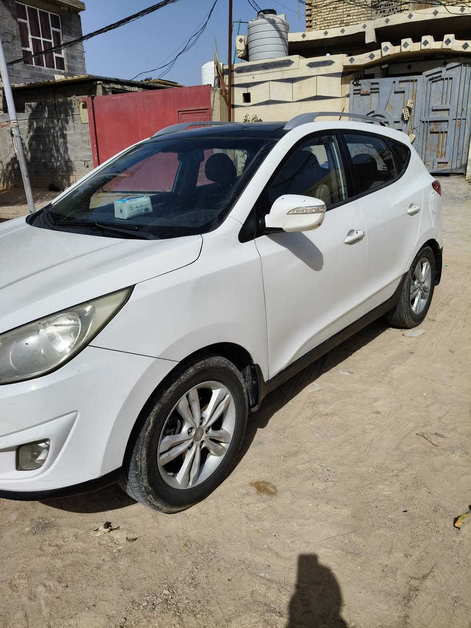 توسان 2012 فول السعر 140 $
وارد خليجي 
التواصل على الرقم ***********
