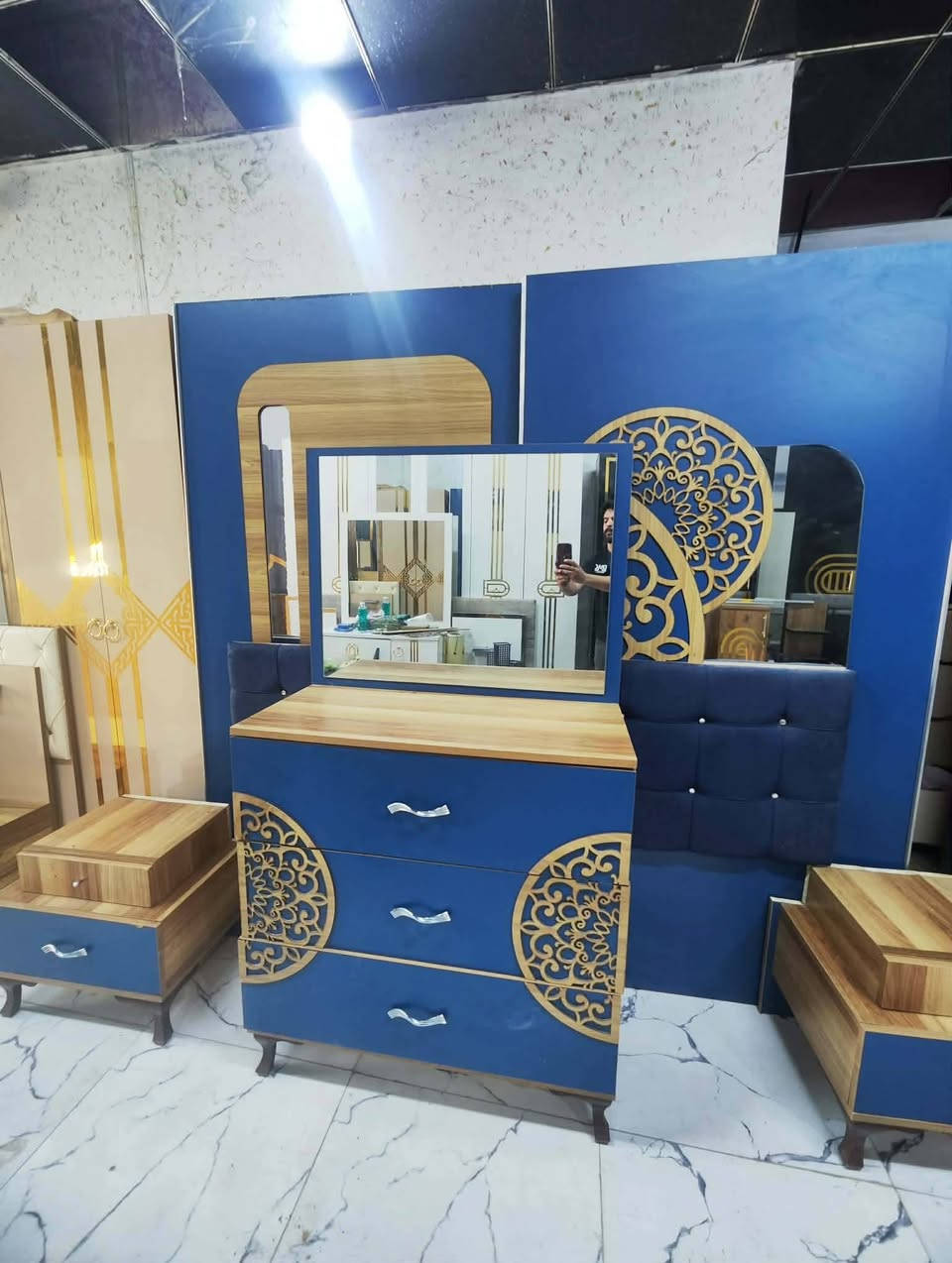 غرفة نوم تركي مستخدم😍💥
نضافة95💯
عدد القطع / 5
نضام / سلايت🦋✨
سعر / 400🤍✨
شد ونقل داخل بغداد مجاني🛻
يوجود توصيل محافضات


**إذا كنت صاحب هذا الإعلان وتريد حذفه لأي سبب، رجاءا أرسل رسالة إلى الدعم الفني**