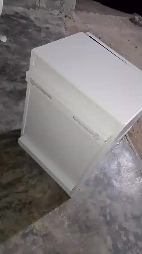 للبيع الكميه (100)قطعه بورد جديد غير مستخدم حديد ثقيل (السعر القطعه 200)الف للاستفسار اتصال واتساب ***********(بغداد
