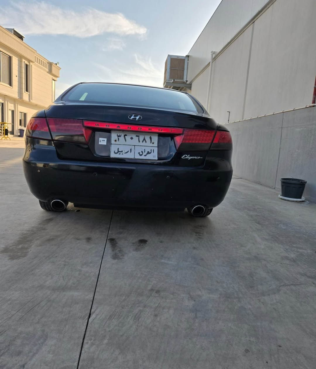 سلام عليكم هونداي ازيرا 2009  مكلوبة للبيع او مراوس حسب قناعة بطاقة بنزين شرط تحويل مكاني كركوك رقم موبايل *********** كركوك, العراق
