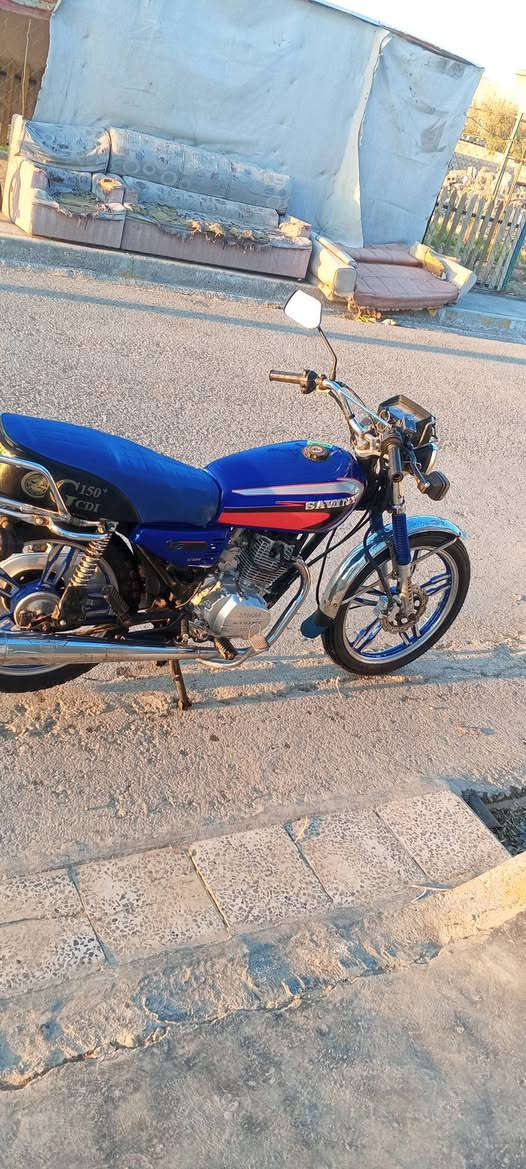 دراجه للبيع سيفان موديل ٢٠٢١دراجه محرك ما مفتوح تخم تأيرات جدد السعر٤٥٠ وبي مجال اتصال***********
