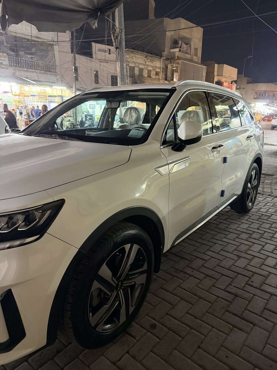 سلام عليكم سورنتو حليجي موديل 21 
كفاله عامه عده شبر بارد بل باب 
ماشيه 47 
العنوان بغداد الاعظميه 
السعر 260 وبي مجال 

***********
