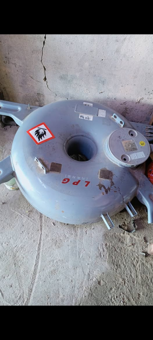 السلام عليكم اخواني متوفر بعون الله كافه قطع غيار سيارات كوري بلاد غاز صيانه ومواد ورشه طارق الفيتر دوانيه حي الصناعي البلوك الاخير ***********
