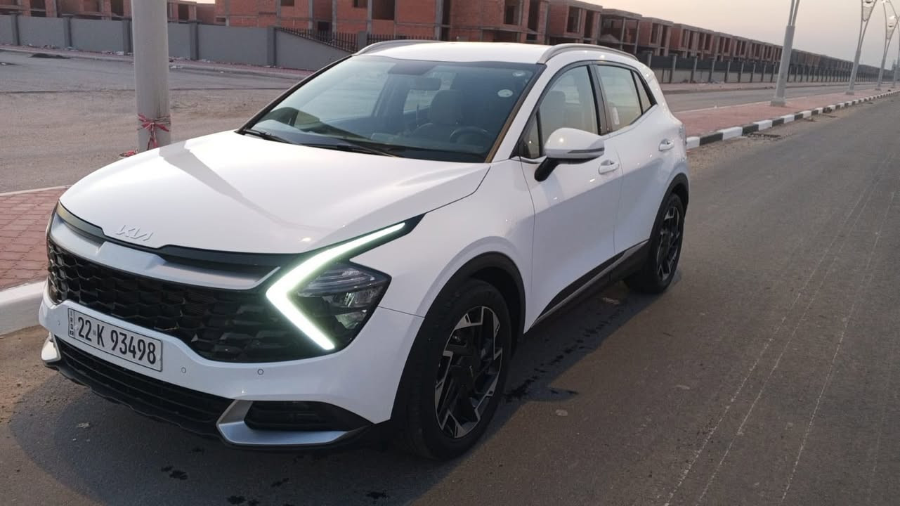 كيا سبورتج فول مواصفات كفاله موديل 2025 عامه ماشيه 14 الف فقط داخل  بيجي كشنات كهرباء تدفئه بلكشنات 
باب الخلفي كهرباء رادارات حانبيه أوتو هولد تشغيل عن بعد سايد بريك بصمه السعر 238 الاتصال ***********
