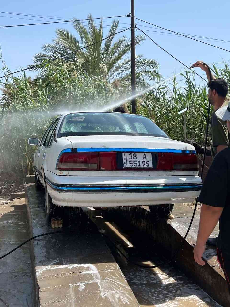 السلام عليكم برنس موديل ٩٤ رقم بابل انكليزي تحويل ثاني يوم مكينه وكير عادي وتخم تاير السيارة جاهزه السعر ٢٨ وبيه مجال مكاني بابل حي الجزائر ***********
