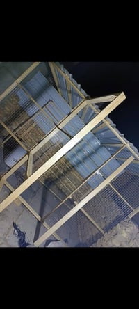 واجهه خشب لوح عريض بي ارسي قياس طول مترين و20 عرض 2 ونص ابيعه كامل هو ...