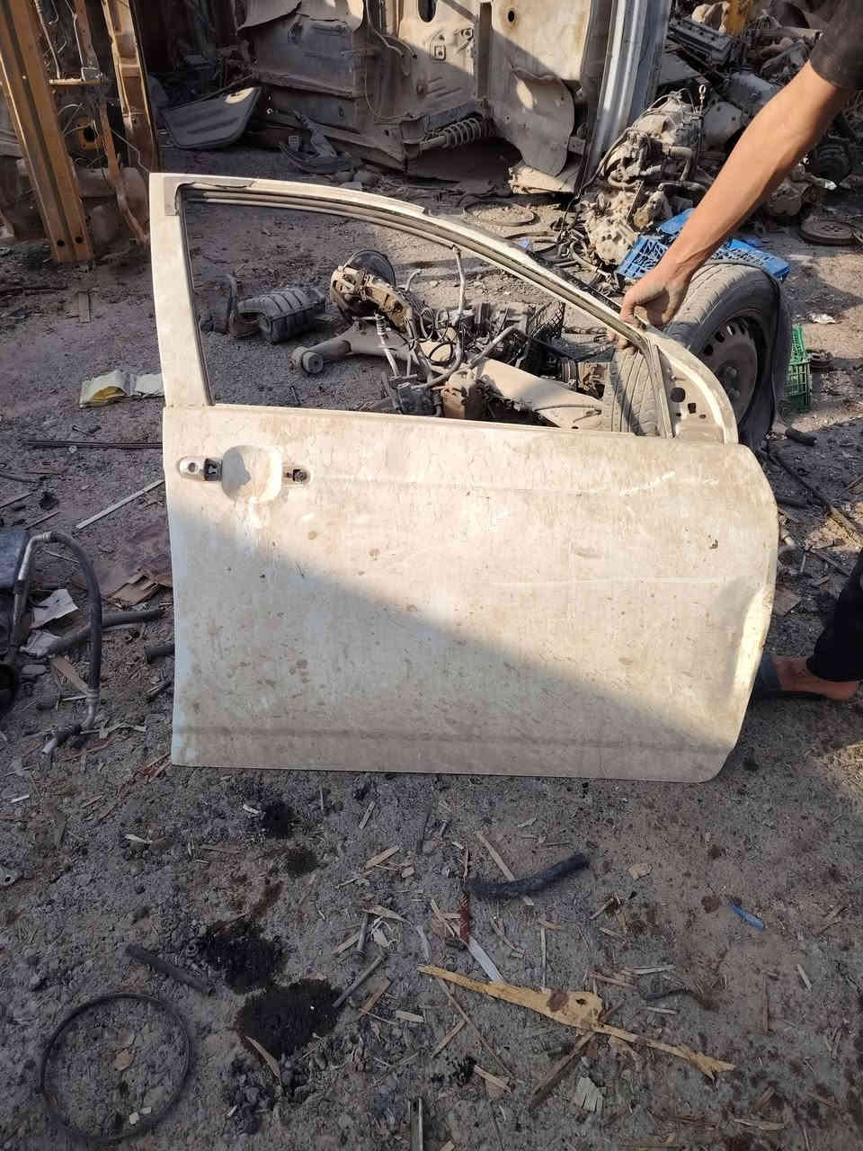 السلام عليكم شباب
متوفر حالياً عرظ 
على جميع بيبان وبنايد الموجوده بلمنشور
بغداد الطالبيه فلكه 83 مقابل مستشفى ابن البلدي *********** علي
