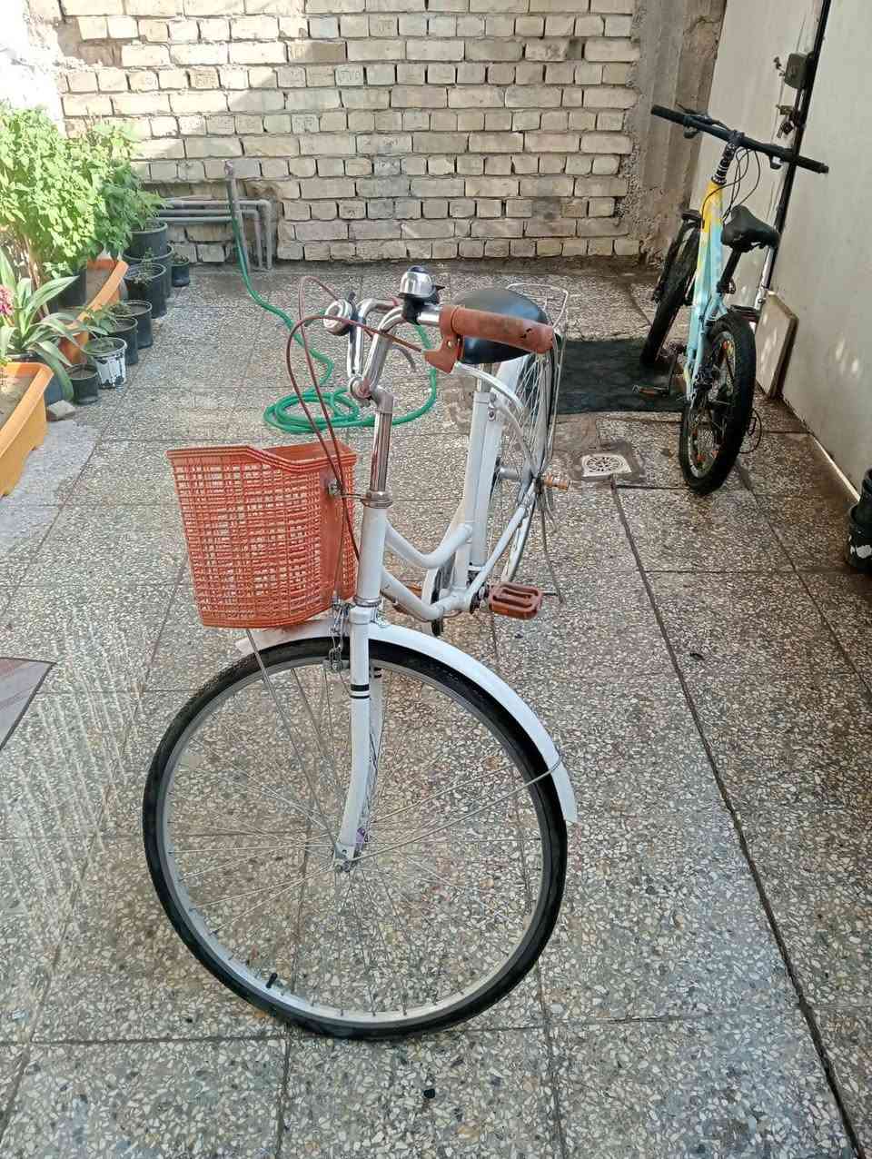 بايسكل حجم 26 للبيع 

العطل بس الويل الورة بي عواج  نفس الي بالفيديو و5 سيامات مكسورة 

75 وبي مجال 

المكان: مدينة الصدر قطاع 13 

التواصل: ***********
