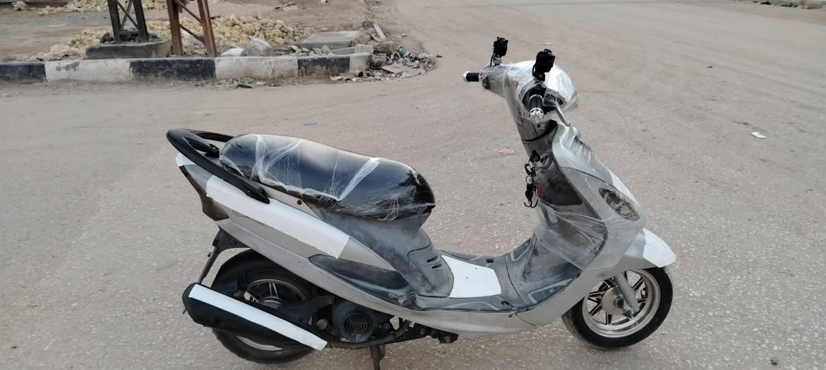 الحلال الثاني نفس ترتيب القبلها النباعت ما مفتوحه بلادي كهرباييات كامله وشغله من الطول الطول
السعر خاص
***********/ للاستفسار
