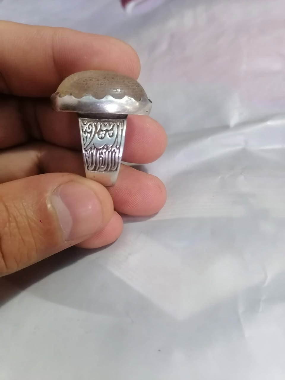 در النجف مخطوط سورة الفتح وآل صياغة مكتوب لا اله الا الله محمد رسول الله


**إذا كنت صاحب هذا الإعلان وتريد حذفه لأي سبب، رجاءا أرسل رسالة إلى الدعم الفني**