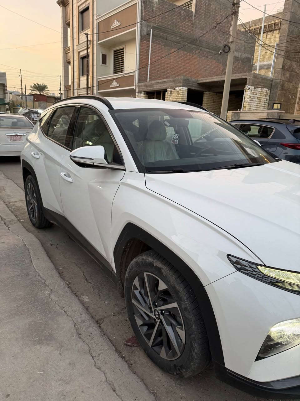 الرقم ***********
توسان٢٠٢٤ خليجي مكفوله كفاله عامه سياره فول  بس فتحه مابيه كير مكينه مكفولات مواصفاته شاشه كامره تحكمات جهتين اشاير بل مري مري شفط كراسي كهرباء جلد بصمه وبقيه معروفات سياره جديده ماشيه٢٤ كيلو مكانه بغداد حي جهاد السعر٢٣٠ وبيه مجال الفلوجة, الأنبار
