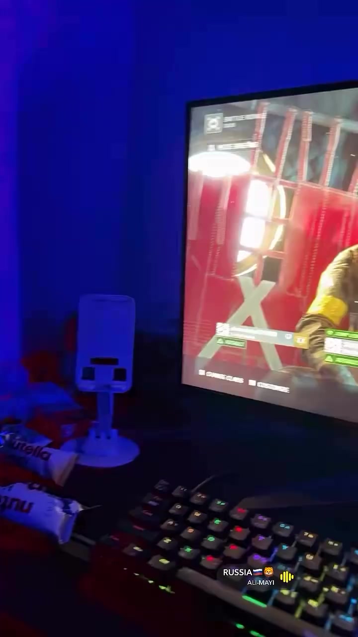 ابيعها كاملة بس تجي تفتحها وتلعب مابيها نقص
***********
