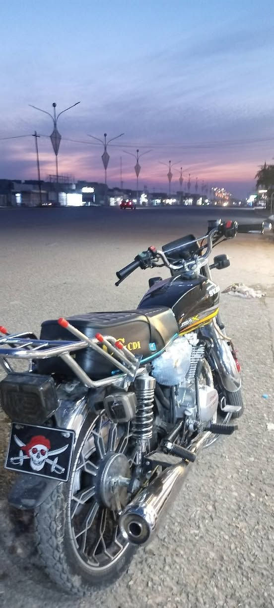 5كير دراجه حلوه ونصيفه مكاني كركوك السعر 600 وبيهه مجال مراوس اب ايفون 14هم يرهم هاتف ***********
