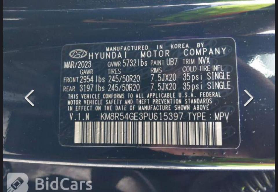 بلاسايد 2023 الصرر موضح بالصورة كانل مواصفات ماشية 43 الف كيلو متر الرقم بغداد مشروع وطني سيارة جديدة وضرره بسيط كلش الاتصال على الرقم *********** 
السعر 275 ورقة
