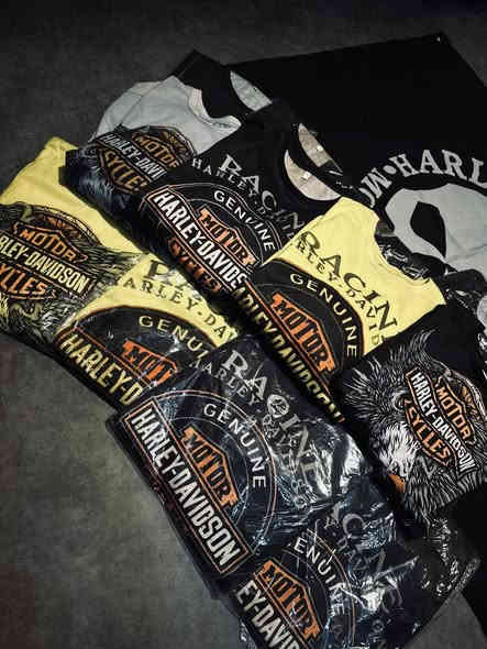 تيشيرتات هارلي دافيدسون سعر 10 🔥
جديد غير مستخدم 
قياسات من (S-M-L)
يوجد خدمه توصيل بغداد و محافضات  
***********
