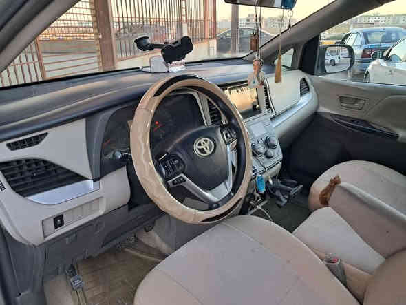 سينا رقم أربيل موديل ٢٠١٧ بدون صبغ شرط محرك كير مامفتوح ماشيه ٣٠٠مكان تلعفر رقم ***********/***********
