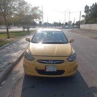 سيارة اكسنت خليجي موديل ٢٠١٣  للبيع السعر ٧٧ ورقه وبيه مجال وهذا رقمي ...