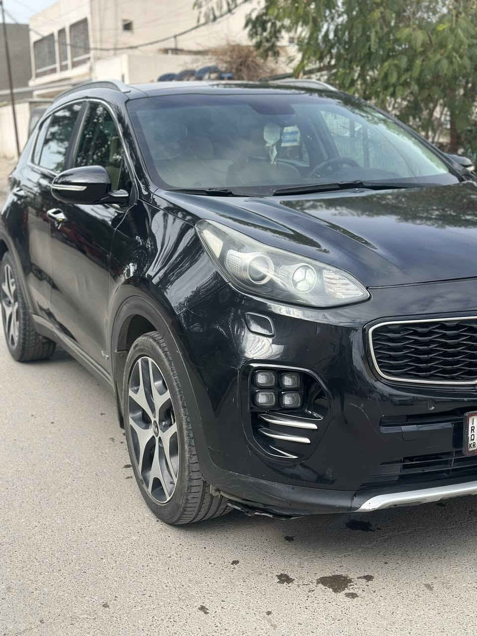 سبورتج جيتي لاين 2016 خليجي مكفوله عدا هذا الباب الخلفي صوره موجوده قبل لينصبغ كلش خفيف طخته وسويته السياره جاهزه 100٪؜ دون اي نقص تشغل وتطلع السياره ماشيه 101 كيلو بعدها 

 نحجي على مواصفات الجيتي لاين فول 1/1 

بنوراما 

تحكمات 

شفتات ستيرن 

4 بصمات 

محرك 2400 

تدفئه كشنات الاماميه والخلفيه 

صندوك كهربائي 

4 وضعيات قياده سبورت /ايكو /عادي /فور ويل

مانع انزلاق 

توقف ذاتي 

شحن وايرلس للتلفونات 

اشاير بلمري 

نقاط عمياء 

حساسات اماميه وخلفيه

دركة الستيرن مربعه رياضي 

توقف ذاتي 

مثبت سرعه 

كشنات كهربائيه 

سماعات ال jbl 

داخل بيجي فاتح

وبعد بيها هوايه مواصفات موضحهم بلصور 

السياره بأسمي رقم اربيل الجديد  تريد وكاله تريد تحويل اني حاضر  

سعر ١٧٨ ورقه وبيها مجال للشراي وماقصر وياه انشالله 

مكان السياره حي جامعة

للاستفسار 

***********
