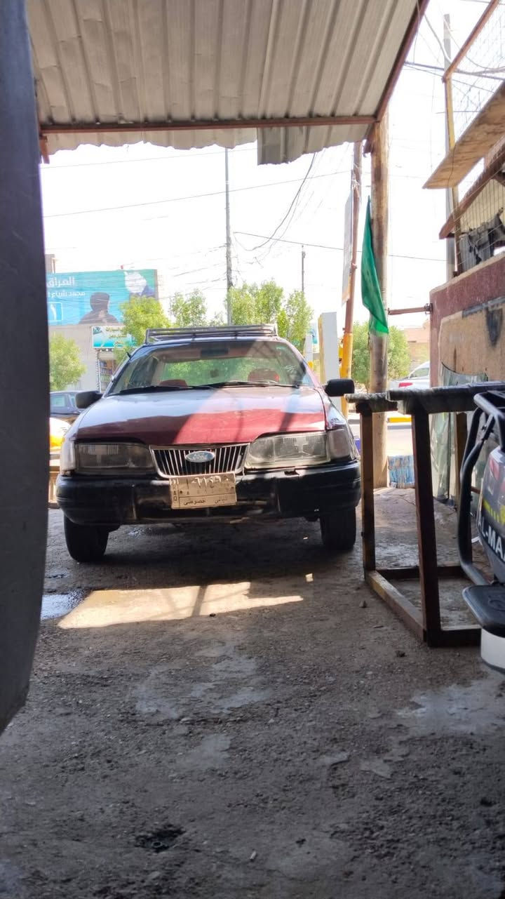 السلام عليكم فورد سيرا كير ومحرك فور إس جدد حداديه زينه كهربائيات شغاله السياره بسمي السنويه لل 2028 رايده مراوس بصفره تكسي بيجو سمند سايبه أي شي العنوان بغداد ***********
