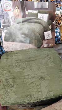 متوفر ديباج وزن 7 كيلو 7 قطع يجي نفس الي بصوره بظبططط فقط سعرر ب 47 مخ...