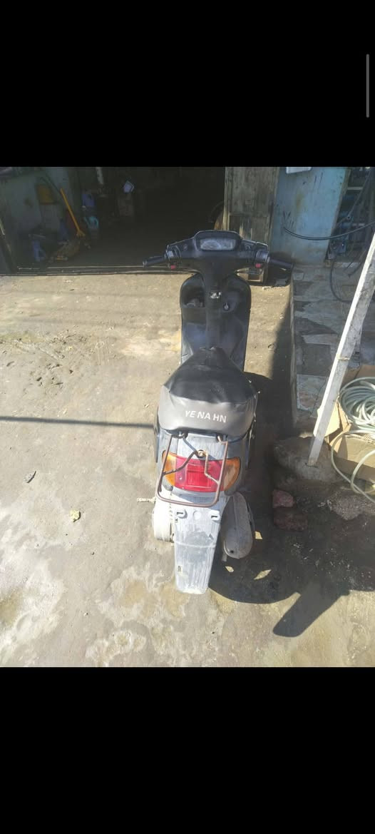 السلام عليكم منغولي للبيع دراجة مابيهة كل نقص لايت الشاير سلف كلة شغال كفرات بلادية دراجةنضيفة مكانهة الرميثة  مكلف بل نشر هاذة رقم ***********
