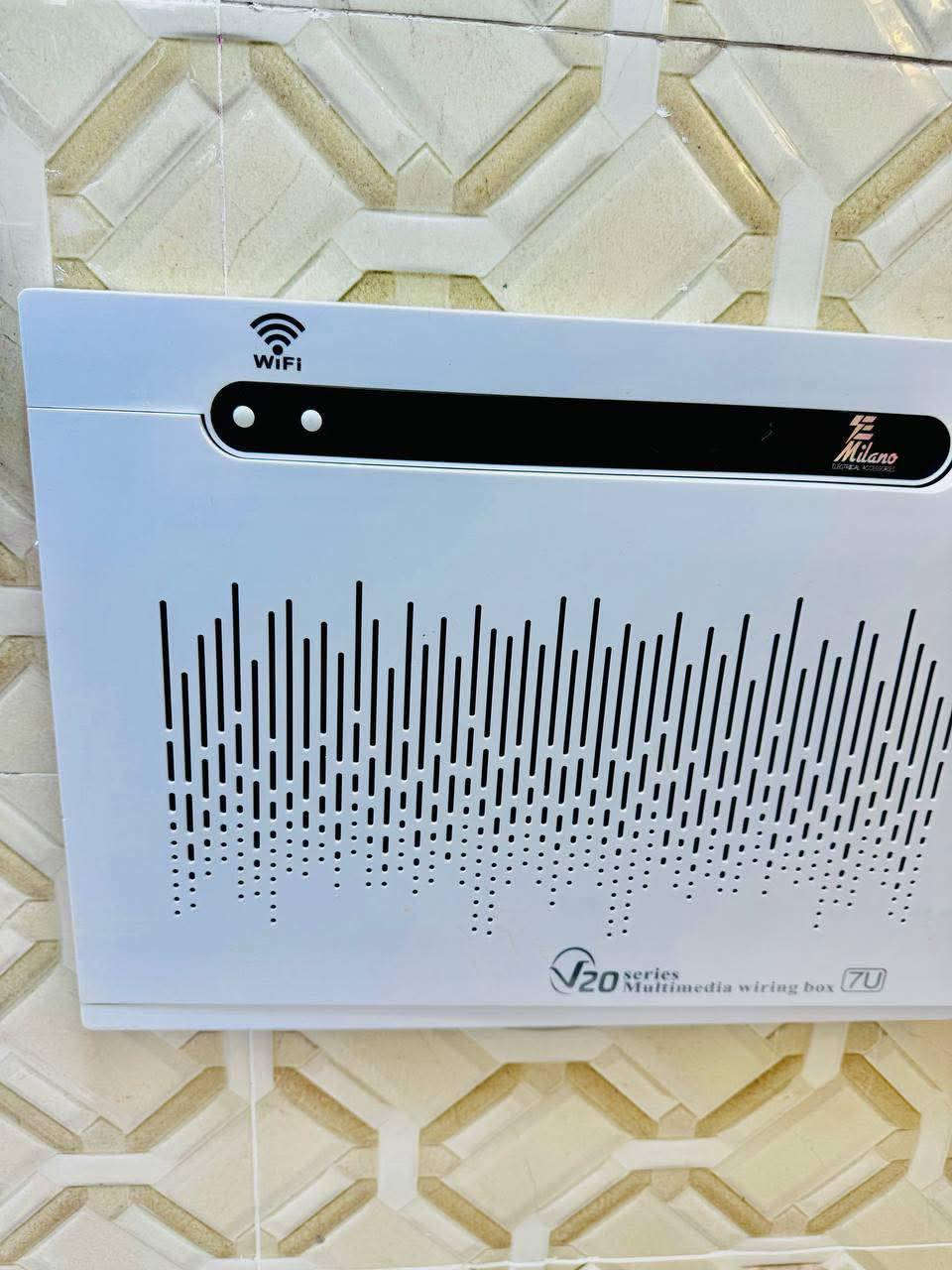 السلام عليكم
دار 200متر طابقين سند مجمع بيتي الثاني قريب شارع المجمعات بناء جديد درجه أوله بناء هندسي
يحتوي غرف نوم 6 واستقبال ومطبخ وحمام 2
صالتين سقوف جبسن بورد بديل خشب وجهه
منظومات كاميرات ماسسه كامله نضام ماء بطاريه شغل مرتب منضومت انترنت كهرباء دفن بوري تسليك كله أوله الفنار السعودي كله الطابقين نزالات حداديه تسكام البيت كله الواح هندي بناء مال جناي متعوب عليه 
الاستفسار خاص ***********
