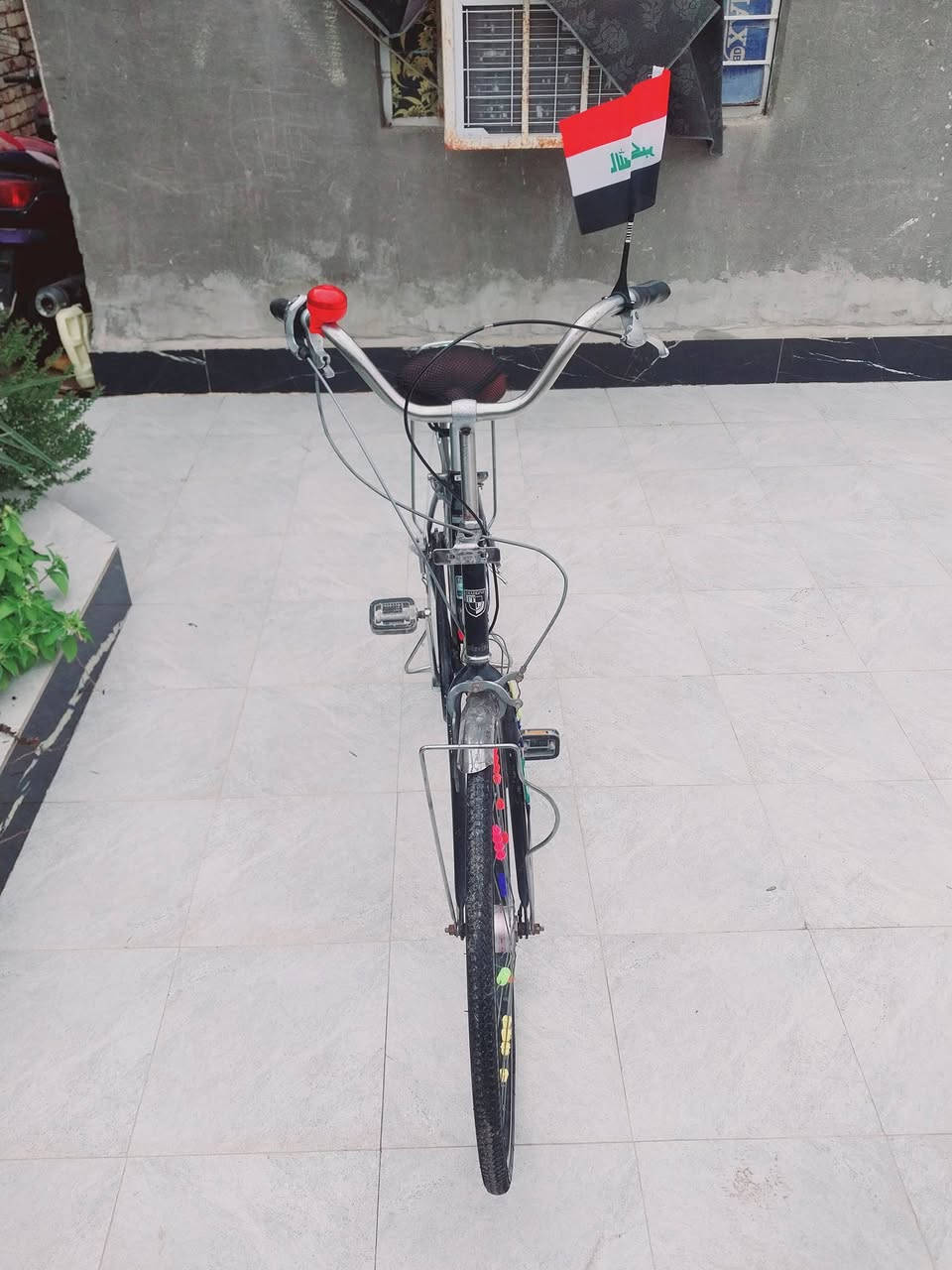 سلام عليكم باسكل للبيع نضافه 95 كير شغال ابريك وره وكدام تايرات جدد جيوبات جدد دينمو شغال جميع النشرات يشغل صبغ ابلادي اسعر خاص ***********
