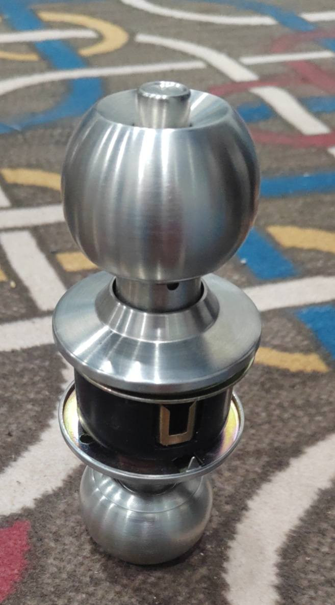 السلام عليكم 7 بيبان مع الجرجوبة + رزات + اليدات (باب كامل مكمل بالنايلون) للبيع قياس 200×80  النجف الاشرف
 
***********
