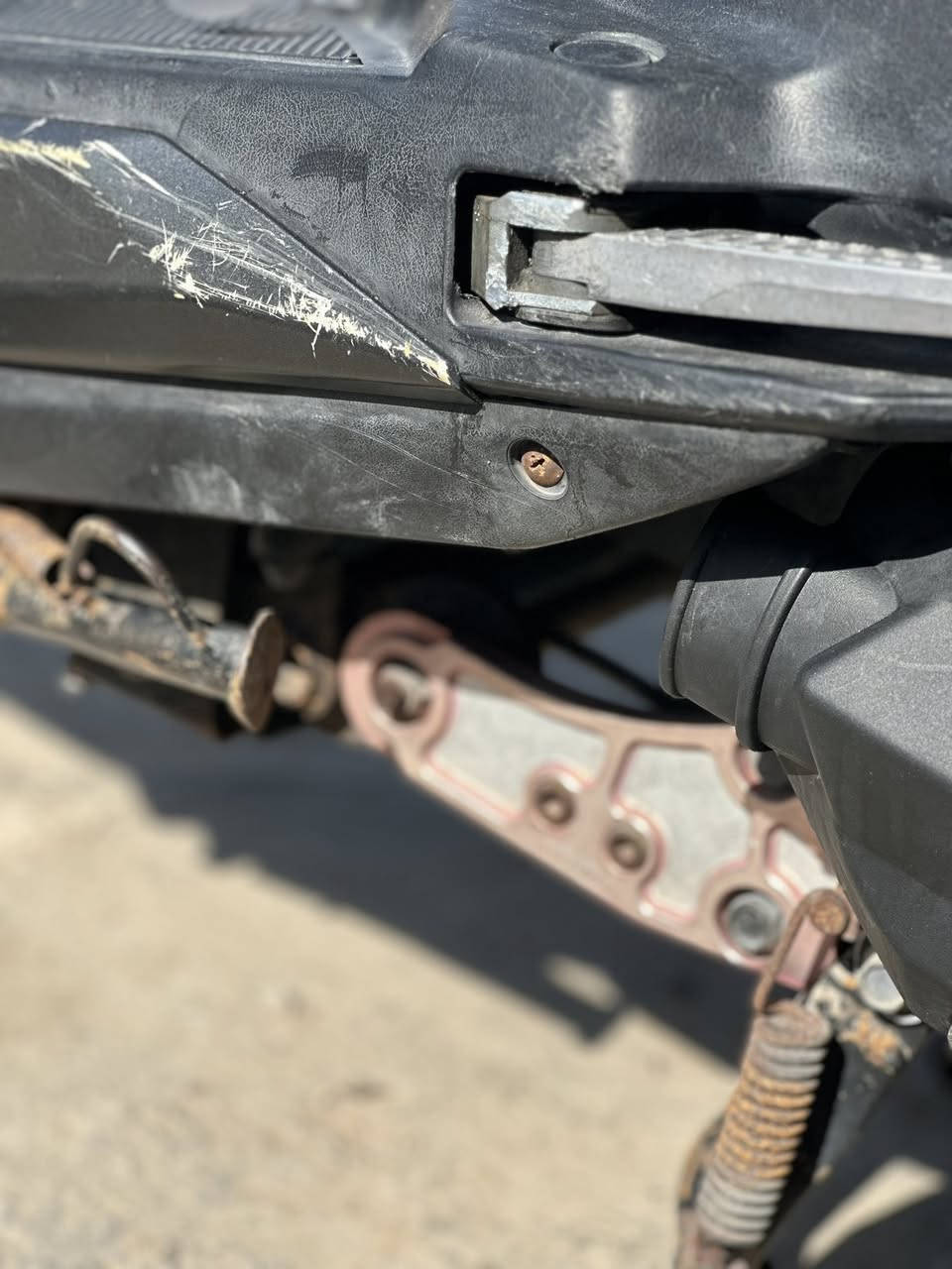 ماكس مضلع حديث 2013 دراجه كفاله عامه من مكينه وتبخير ونضوح.تجي تفحص وتاخذ  ،
بيها تزويد خارجي 
شيال مشمشي 
صالنصه صجميه 
يدات بريك كرزي 
قبق فلاوين كرزي 
ملقط كرزي
دبل خلفي كرزي 
..
سعرها 800

مكاني حله نادر ***********
