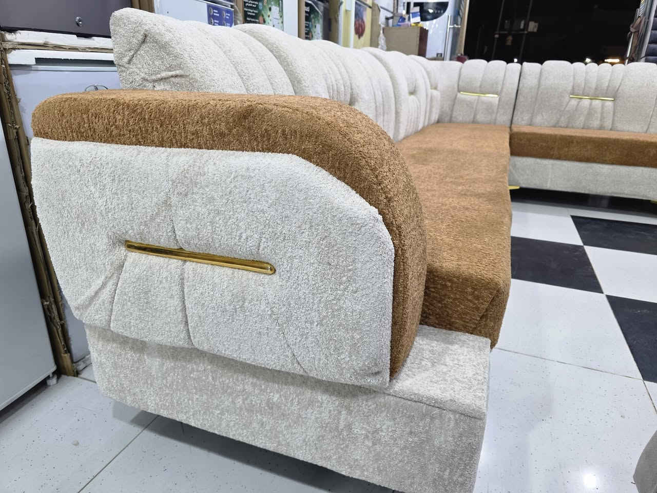 👈معرض ابو فواز للاثاث المنزلي الجمله والمفرد👉
ديوان شغل عراقي احطاطه 7متر 11 مقعد خشب بلوك اسود ١٨ ملم سفنج ١٠ سم قماش خاولي بوهيمي رجلين حديد ثقيل ضمان العمل 5 سنه بسعار مناسبه 🌹 زورونا تجدون كل ماهوه جديد 

#ملاحضه_متوفر_جمله_لصحاب_المحلات 

 العنوان تكريت شارع الزهور مقابل كليه تربيه البنات مجاور الناصر مول الاستفسار والاتصال بل ***********
***********اتصال
***********واتساب فقط
