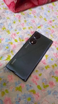 هونر 70 5G • ١٢٨/٨ • شحن ٦٦ واط