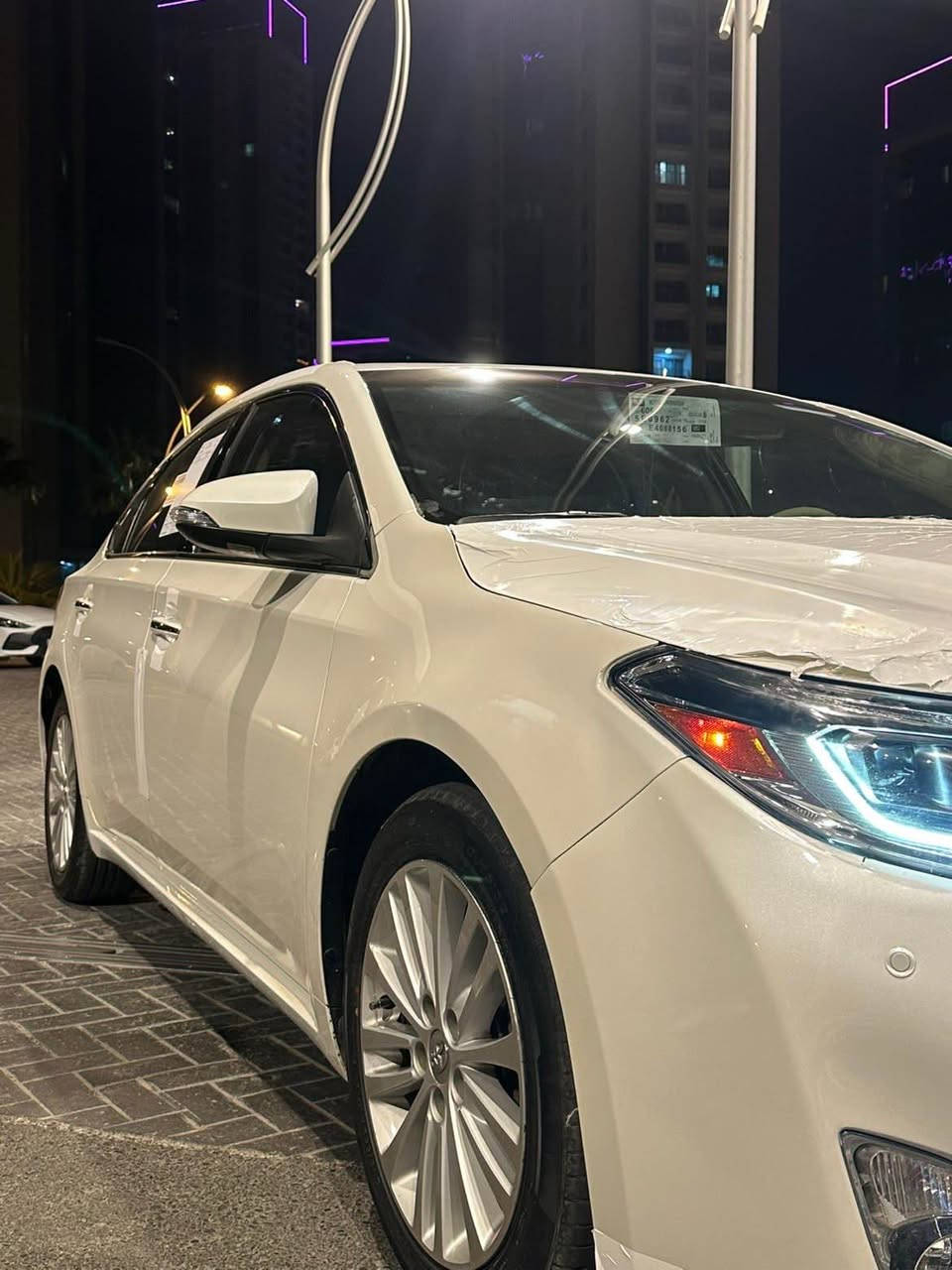 Avalon 2013 limted 
سەیارەکە ٢ ٣ جێی تحدیلی زۆر بچووکی هەیە باقی دیکە هەموو بەشەرت
فولل فوللە سەیارەکە لەسەر دەقی شەریکەی مایتەوە
سحری سەیارەکەیی ٢١٦ وەرەقە و مەجالێ برایانەی تێدایە
*********** أربيل, العراق
