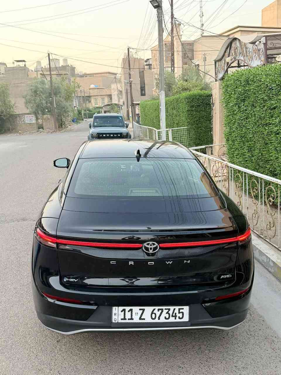 سلام عليكم   (تيوتا كراون 2024)
سياره امريكيه هايبرد 

حادث السياره. نص قطعه.  (نص قبق الجنطه فقط)

ماشيه 47الف 

مكينه ٢،٥ 

مواصفات اعتياديه 

لون اسود شذره 

المواصفات 

حساس امامي حساس خلفي

رادار جانبي 

اوتو هولد 

٣ بصمات 

سايد بريك بصمه 

مري شفط 

كامره خلفيه دواره ٣٦٠ درجه 

السياره عليه تخم تاير جديد 

وادامه كامله + دهن جديد وفلاتر جدد 

السعر (٢٦٠) وبي مجال بسيط 

مكاني بغداد. السيديه 

***********
